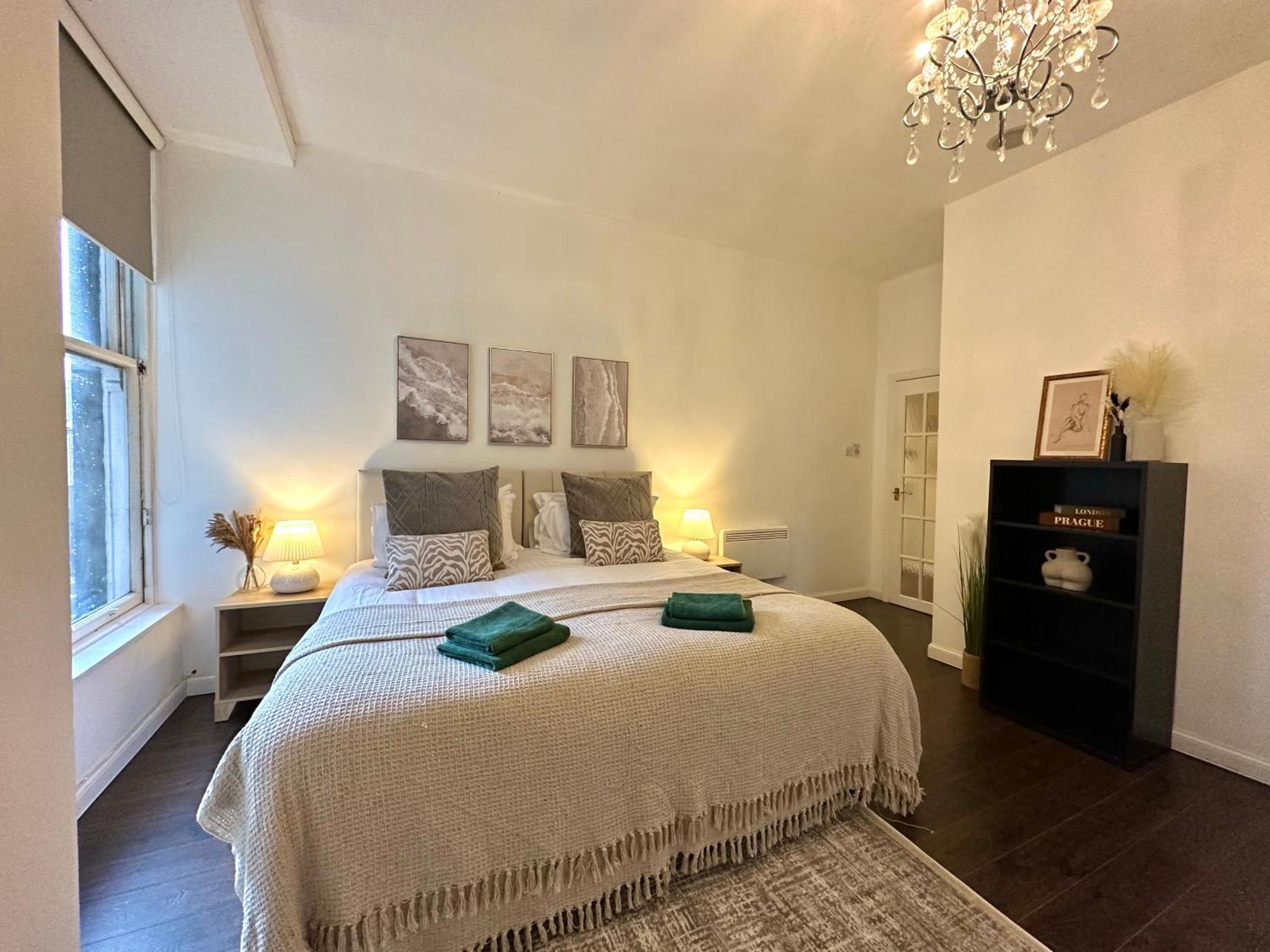 Large City Centre Apartment Perth Dış mekan fotoğraf